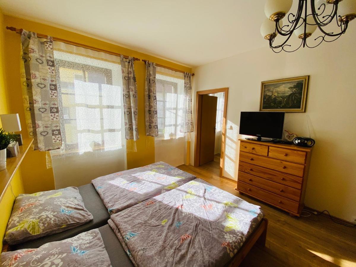 Apartman Pod Bozim Darem Jachymov Ngoại thất bức ảnh