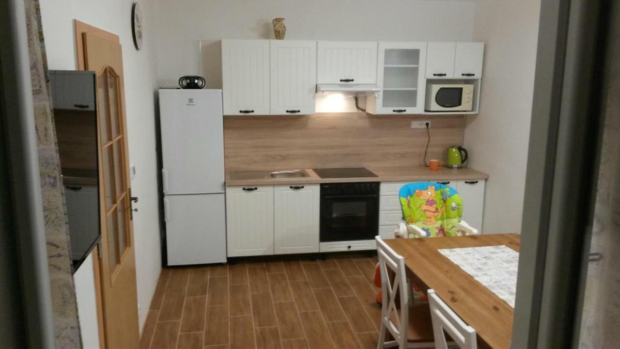 Apartman Pod Bozim Darem Jachymov Ngoại thất bức ảnh